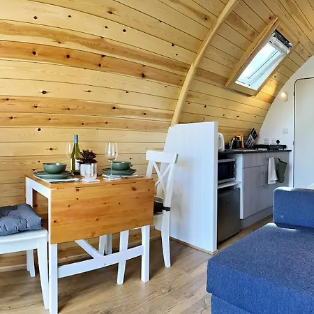 Malhamdale Glamping *